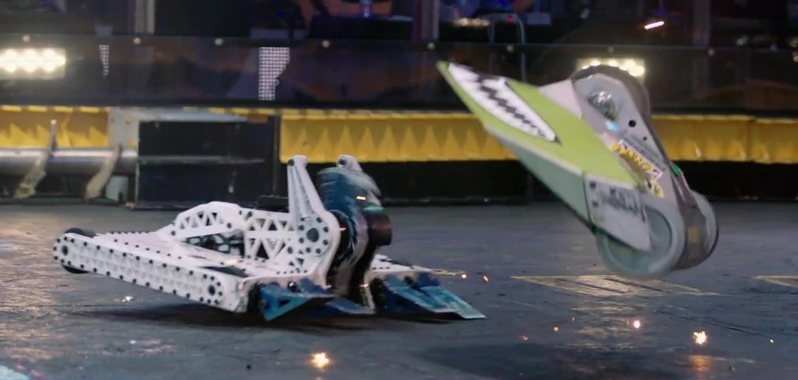 image of combat robot biteforce fighting robot bombshell
